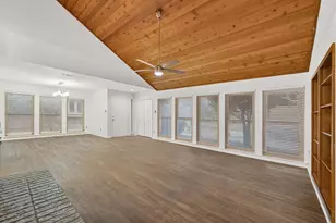 1036 Clinton St, Carrollton, TX 75007 - Photo 6