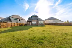 4016 Maida Rd, McKinney, TX 75071 - Photo 2