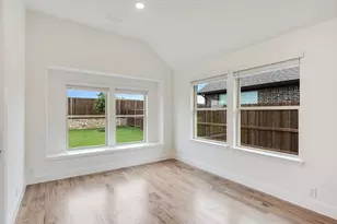 833 Blue Fescue Rd, Fort Worth, TX 76247 - Photo 12