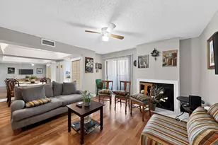 7431 Holly Hill Dr, Dallas, TX 75231 - Photo 2