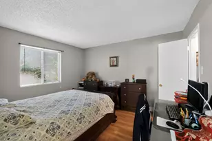 7431 Holly Hill Dr, Dallas, TX 75231 - Photo 18