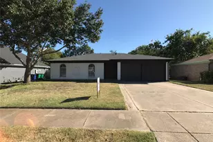 6040 Blueridge Dr, Watauga, TX 76148 - Photo 1