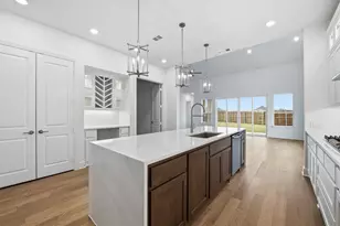 1036 Alberta Spruce Rd, Fort Worth, TX 76247 - Photo 4