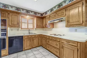 2101 Hunters Ridge, Carrollton, TX 75006 - Photo 12