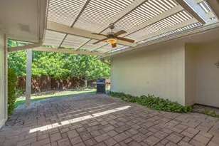 2101 Hunters Ridge, Carrollton, TX 75006 - Photo 26