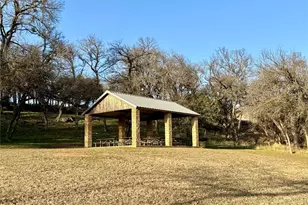 229 W Bluff Ln, Millsap, TX 76066 - Photo 34