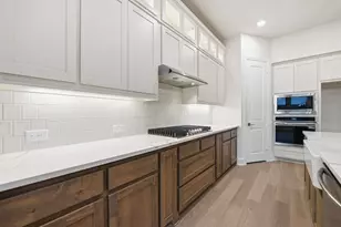 952 Alberta Spruce Rd, Fort Worth, TX 76247 - Photo 4