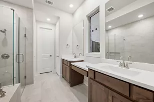 952 Alberta Spruce Rd, Fort Worth, TX 76247 - Photo 12