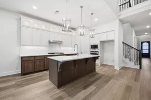 952 Alberta Spruce Rd, Fort Worth, TX 76247 - Photo 2