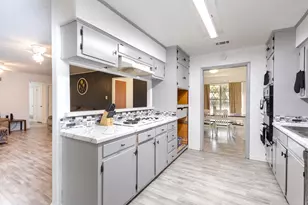 205 Royal Oaks Dr, Greenville, TX 75402 - Photo 8