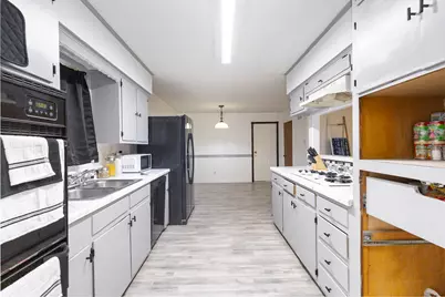 205 Royal Oaks Drive, Greenville, TX 75402 - Photo 6