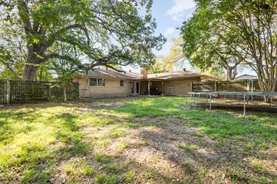 205 Royal Oaks Drive, Greenville, TX 75402 - Photo 14