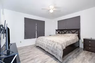 205 Royal Oaks Dr, Greenville, TX 75402 - Photo 10