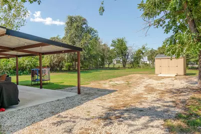 205 Oregon Avenue, Azle, TX 76020 - Photo 32