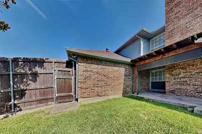 1305 Barclay Drive, Carrollton, TX 75007 - Photo 22