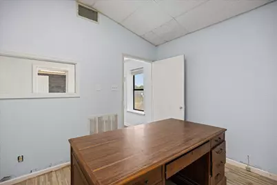 1497 W Highway 67 #E, Glen Rose, TX 76043 - Photo 14