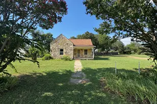 506 9th St, Hico, TX 76457 - Photo 2