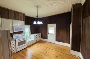 506 9th St, Hico, TX 76457 - Photo 6