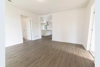 5713 Madge Place, Haltom City, TX 76117 - Photo 4