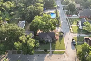 104 Dixon St, Cleburne, TX 76033 - Photo 20