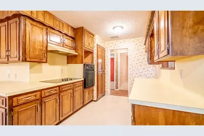 3521 Peak Road, Granbury, TX 76048 - Photo 14