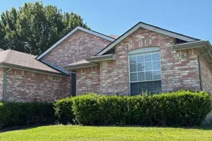 2200 Belton Dr, Arlington, TX 76018 - Photo 18