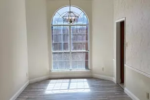 2200 Belton Dr, Arlington, TX 76018 - Photo 4