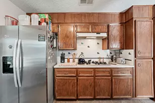 604 Carmen St, Killeen, TX 76541 - Photo 12