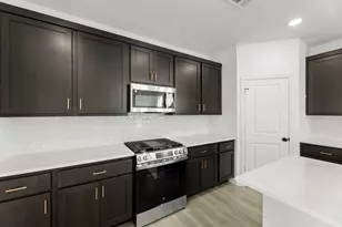 14100 Harden, Pilot Point, TX 76258 - Photo 14