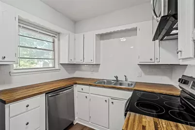 810 S Western Hills Drive, Howe, TX 75459 - Photo 10