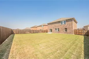 8 Winship Dr, Edgecliff Village, TX 76134 - Photo 2