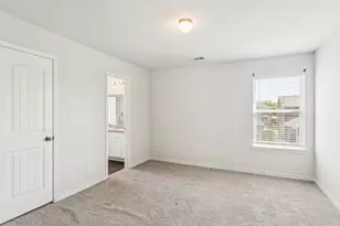 5620 Shore Point Trl, Fort Worth, TX 76119 - Photo 16