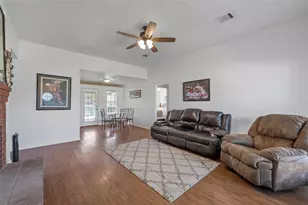 1310 Saratoga, Bellmead, TX 76705 - Photo 6