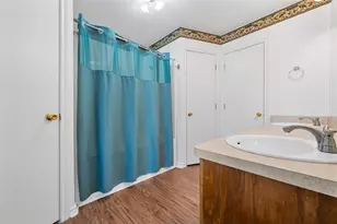 1310 Saratoga, Bellmead, TX 76705 - Photo 14