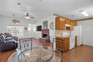 1310 Saratoga, Bellmead, TX 76705 - Photo 4