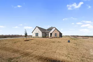 12420 Hornfels Dr, Krum, TX 76249 - Photo 4