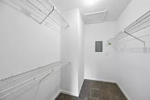 8545 Midpark Rd, Dallas, TX 75240 - Photo 14