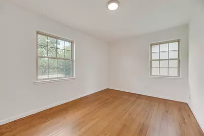 10038 Mesita Drive, Dallas, TX 75217 - Photo 18