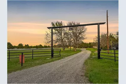 12488 Eastline Road, Trenton, TX 75490 - Photo 2