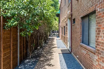 4031 Holland Avenue #G, Dallas, TX 75219 - Photo 18