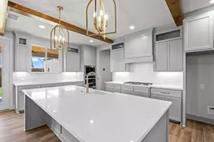 100 Victors Cir, McGregor, TX 76657 - Photo 8