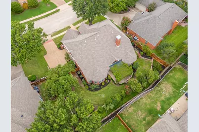 1007 Lakewood Drive, McKinney, TX 75072 - Photo 2