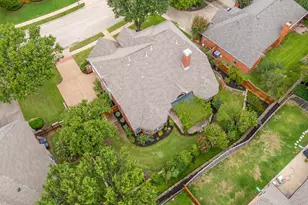 1007 Lakewood Dr, McKinney, TX 75072 - Photo 2