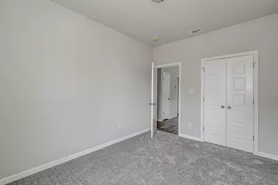 301 Eastland Street, Cleburne, TX 76031 - Photo 24