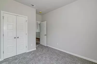 301 Eastland Street, Cleburne, TX 76031 - Photo 22