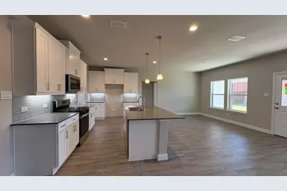 4213 Cornerstone Circle, Granbury, TX 76048 - Photo 6