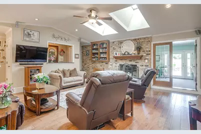 922 Highland Drive, Cleburne, TX 76033 - Photo 30