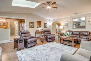 922 Highland Dr, Cleburne, TX 76033 - Photo 32