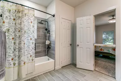 1108 S Morris Street, Gainesville, TX 76240 - Photo 14