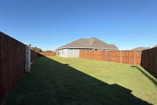 4225 Cornerstone Cir, Granbury, TX 76048 - Photo 24